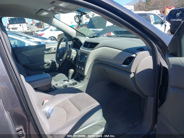 Chevrolet Traverse Ls 2015 1GNKRFKDXFJ234836 Image 5