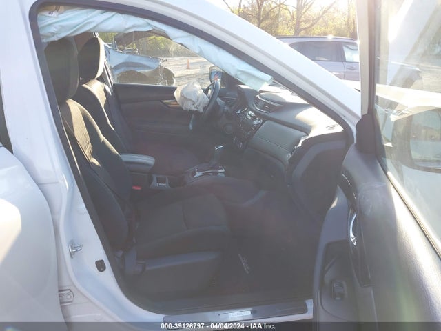 Nissan ROGUE SV 2017 5N1AT2MV0HC818735 Image 5