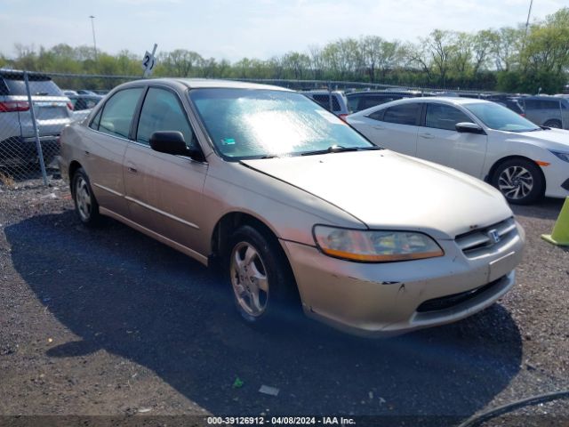 Auction sale of the 2000 Honda Accord 2.3 Ex, vin: 1HGCG6685YA016453, lot number: 39126912