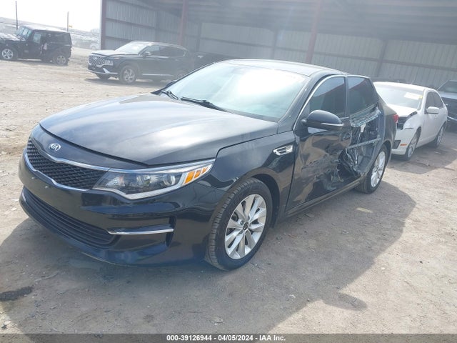 KIA Optima Lx 2017 5XXGT4L37HG162334 Image 2