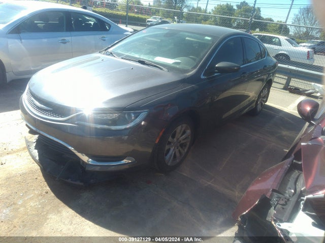 Chrysler 200 Limited 2016 1C3CCCAB0GN107122 Image 2