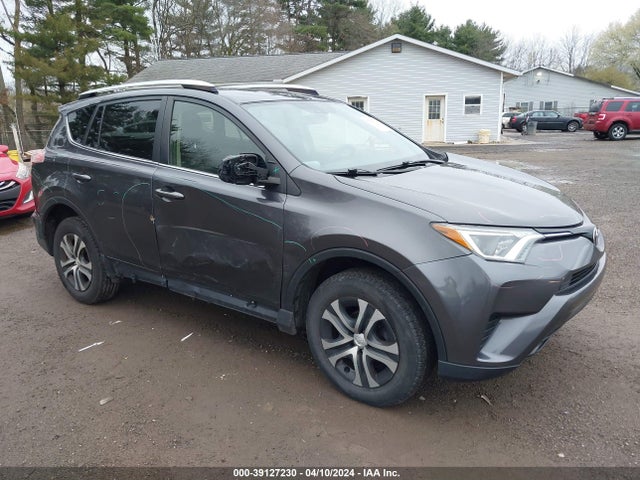 Toyota RAV4 LE 2016 JTMBFREV6GJ086774 main image