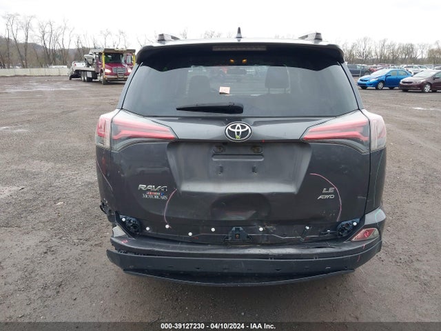 Toyota RAV4 LE 2016 JTMBFREV6GJ086774 Image 17
