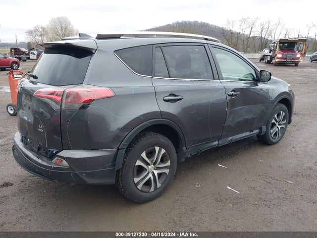 Toyota RAV4 LE 2016 JTMBFREV6GJ086774 Image 4