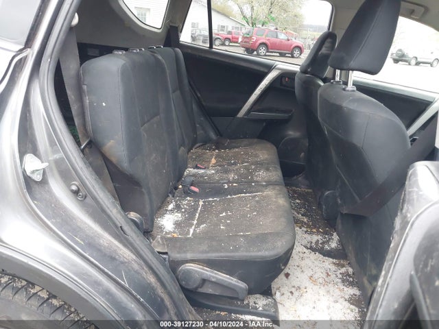 Toyota RAV4 LE 2016 JTMBFREV6GJ086774 Image 8