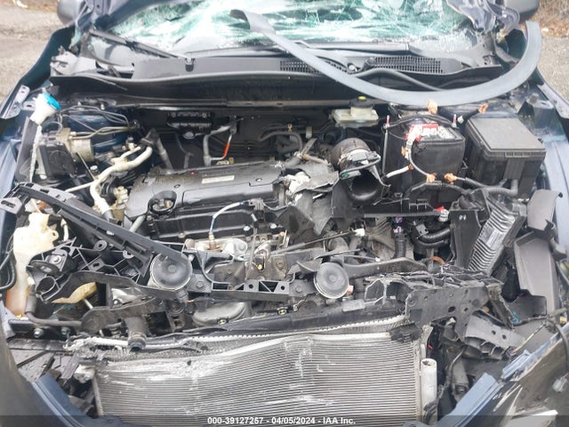 Honda CR-V LX 2019 2HKRW6H31KH214590 Image 10