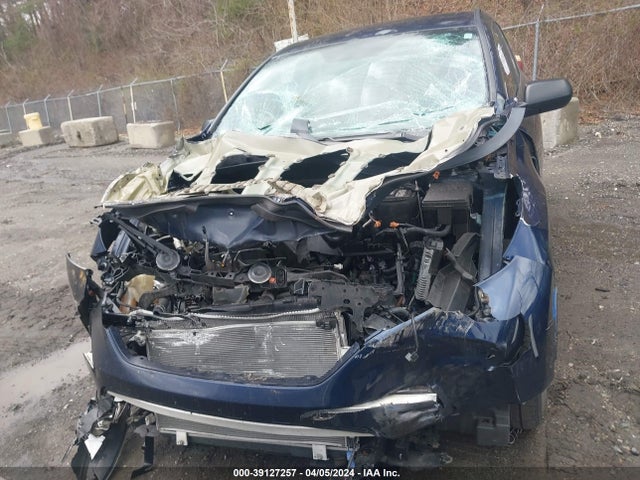 Honda CR-V LX 2019 2HKRW6H31KH214590 Image 12