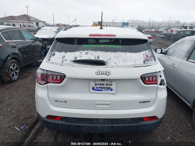 Jeep Compass Latitude 4x4 2022 3C4NJDBB0NT134672 Image 17
