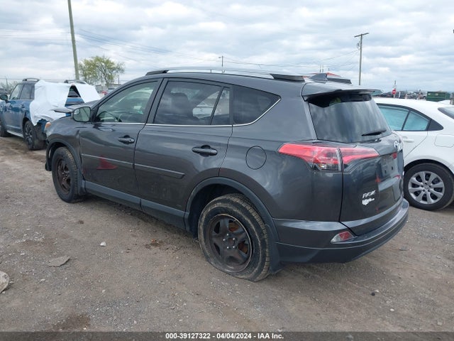 Toyota RAV4 LE 2018 JTMZFREV4JJ749717 Image 3