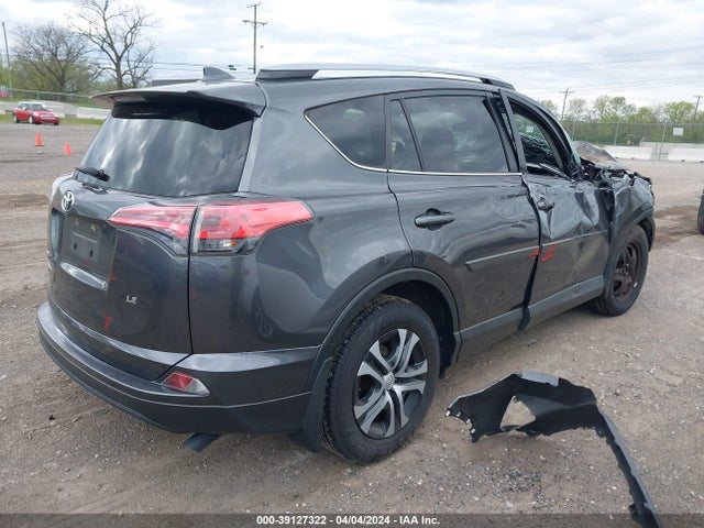 Toyota RAV4 LE 2018 JTMZFREV4JJ749717 Image 4