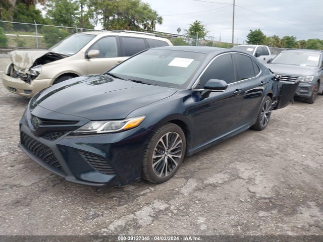 Toyota CAMRY SE 2019 4T1B11HK2KU829239 Image 2