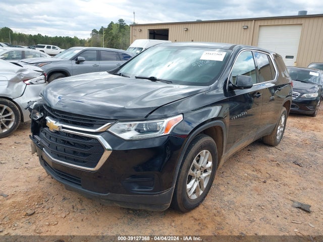 Chevrolet Traverse Ls 2018 1GNERFKW0JJ212514 Image 2