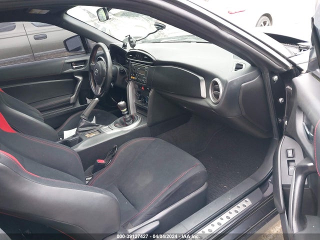 Продажа на аукционе авто 2013 Toyota Scion Fr-s, vin: JF1ZNAA12D1718337, номер лота: 39127427