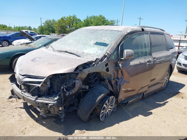 Toyota Sienna Xle Premium 2020 5TDYZ3DC6LS026120 Image 2