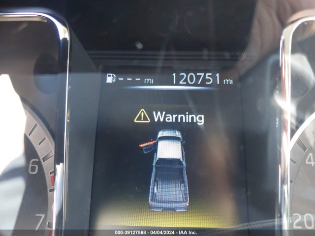 Nissan TITAN SV 2017 1N6AA1E63HN562815 Image 15