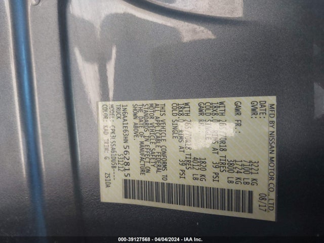 Nissan TITAN SV 2017 1N6AA1E63HN562815 Image 9