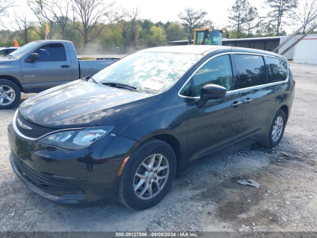 2C4RC1DG2HR660358 Chrysler Pacifica Touring