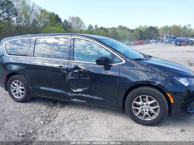 2C4RC1DG2HR660358 Chrysler Pacifica Touring