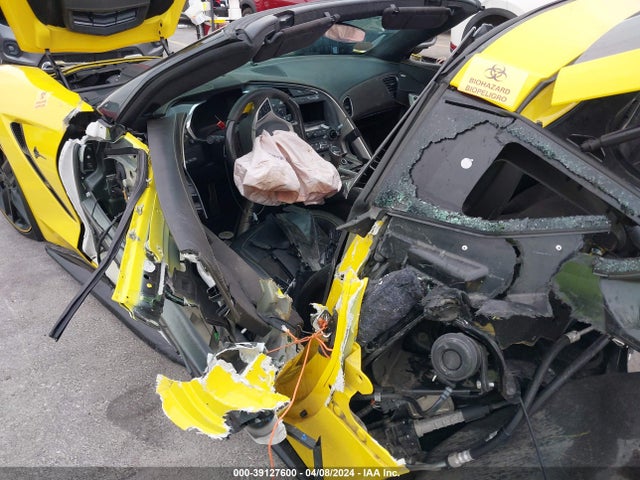 Chevrolet Corvette Stingray Z51 2018 1G1YM2D70J5106424 Image 21