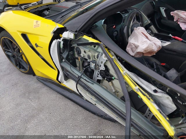 Chevrolet Corvette Stingray Z51 2018 1G1YM2D70J5106424 Image 22