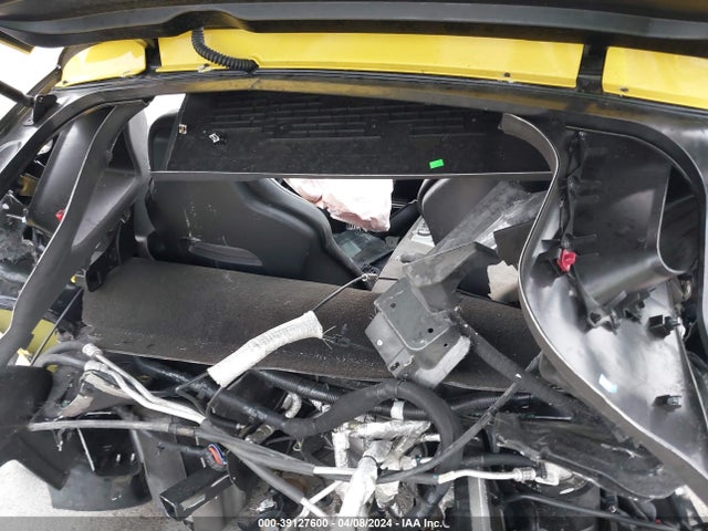 Chevrolet Corvette Stingray Z51 2018 1G1YM2D70J5106424 Image 8