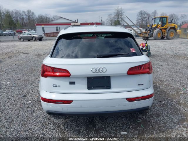 WA1BNAFY8K2112611 Audi Q5 45 Premium