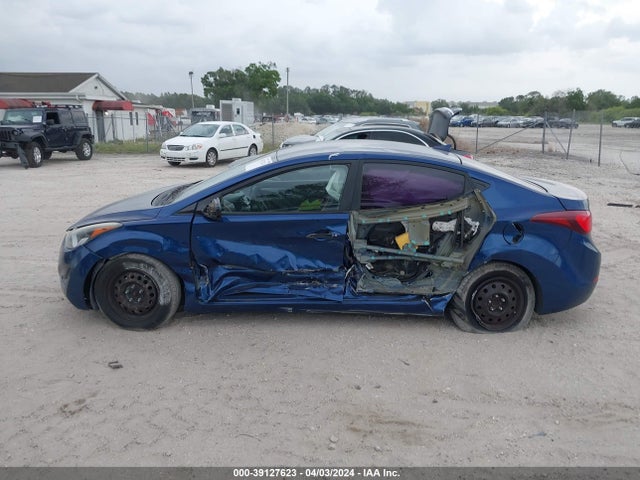 Hyundai ELANTRA SE 2016 5NPDH4AE1GH732243 Image 14