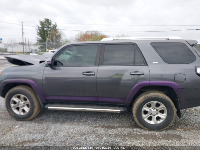 Toyota 4RUNNER SR5 2018 JTEBU5JR0J5583418 Image 14