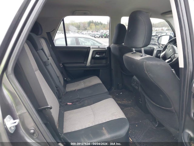 Toyota 4RUNNER SR5 2018 JTEBU5JR0J5583418 Image 8