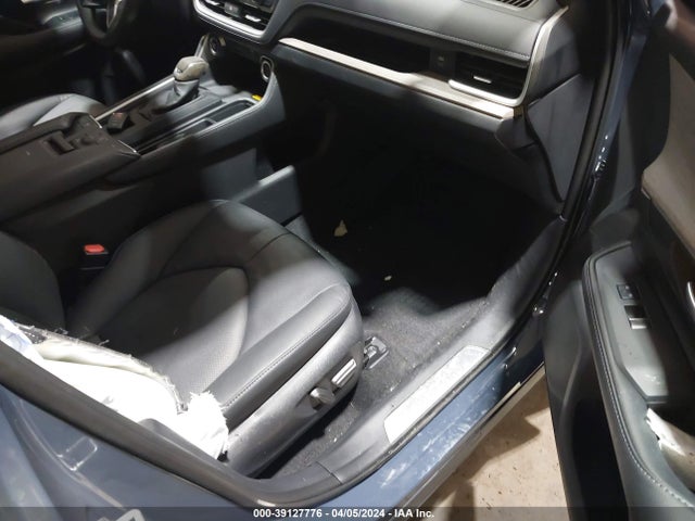 Toyota Grand Highlander Limited 2024 5TDAAAB59RS011556 Image 5