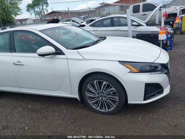 1N4BL4EW7PN405294 Nissan Altima Sl Intelligent Awd