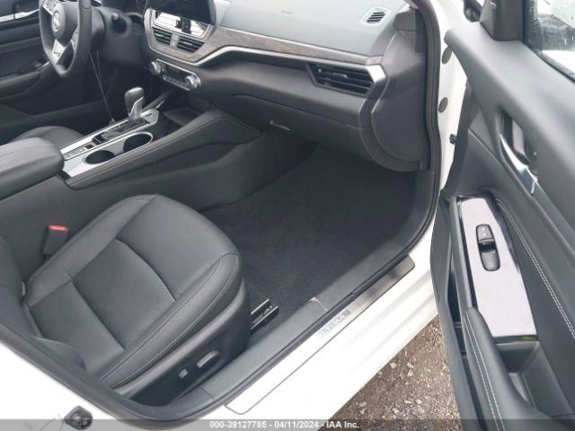 1N4BL4EW7PN405294 Nissan Altima Sl Intelligent Awd