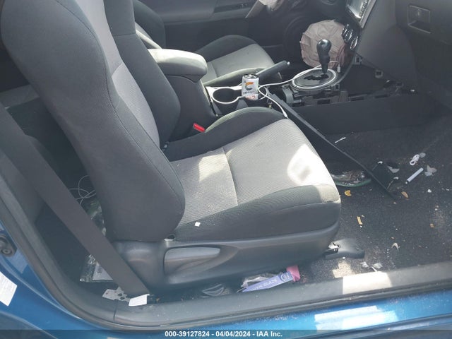 JTKJF5C79FJ012412 Scion TC