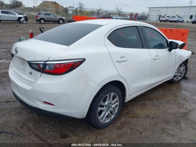 3MYDLBZV4GY137754 Scion IA