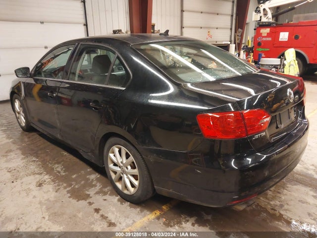 3VWB17AJ0EM355998 Volkswagen Jetta 1.8t Se