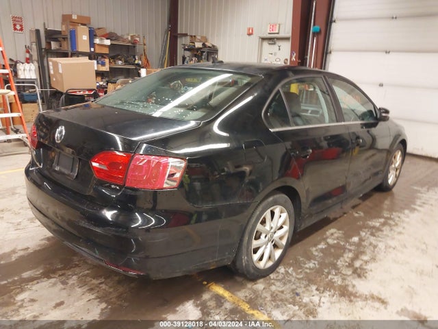 3VWB17AJ0EM355998 Volkswagen Jetta 1.8t Se