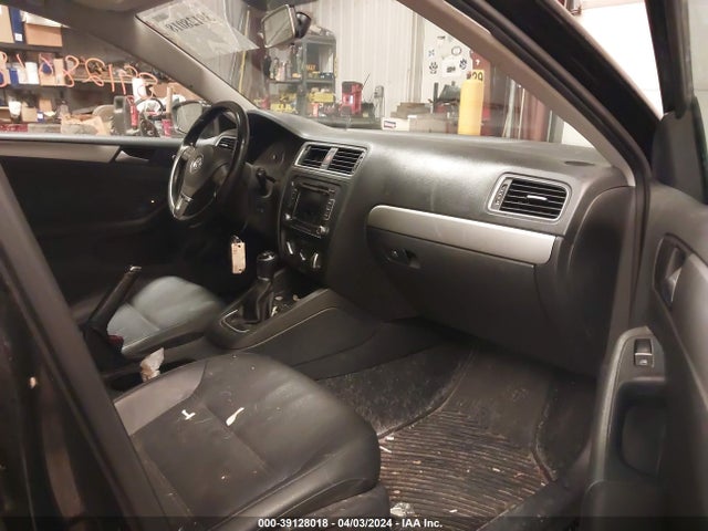 3VWB17AJ0EM355998 Volkswagen Jetta 1.8t Se
