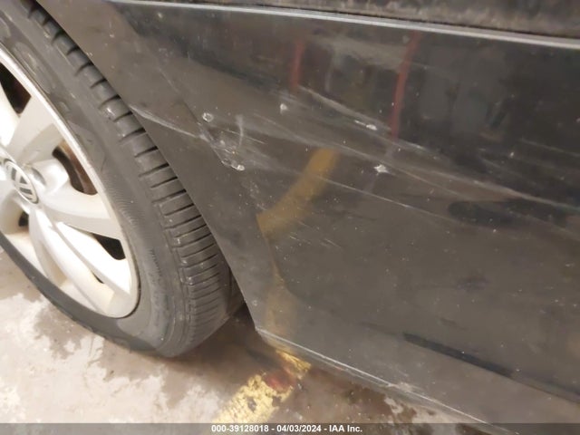 3VWB17AJ0EM355998 Volkswagen Jetta 1.8t Se