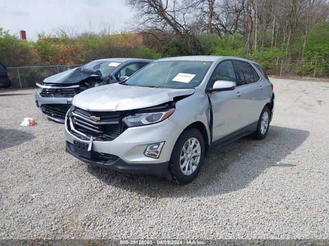 Chevrolet EQUINOX LT 2019 3GNAXKEV3KL300015 Image 2