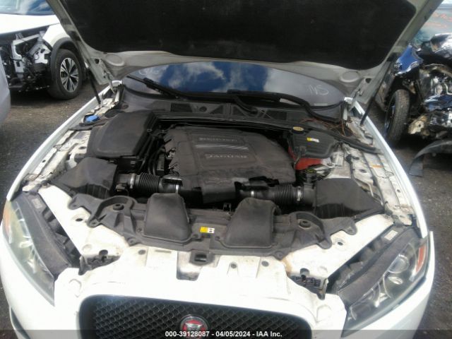 SAJWA0F78F8U50938 Jaguar Xf 3.0 Portfolio/3.0 Sport