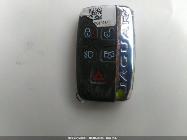 SAJWA0F78F8U50938 Jaguar Xf 3.0 Portfolio/3.0 Sport