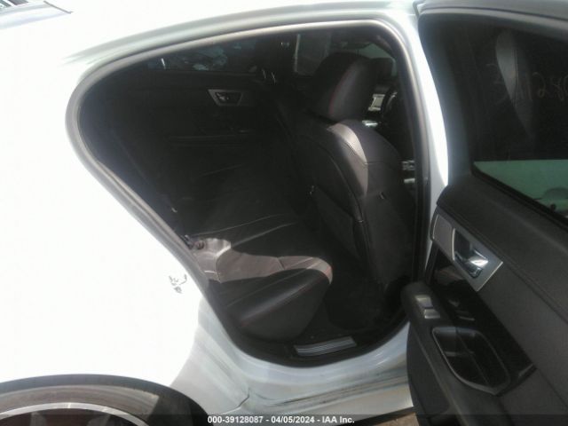 SAJWA0F78F8U50938 Jaguar Xf 3.0 Portfolio/3.0 Sport