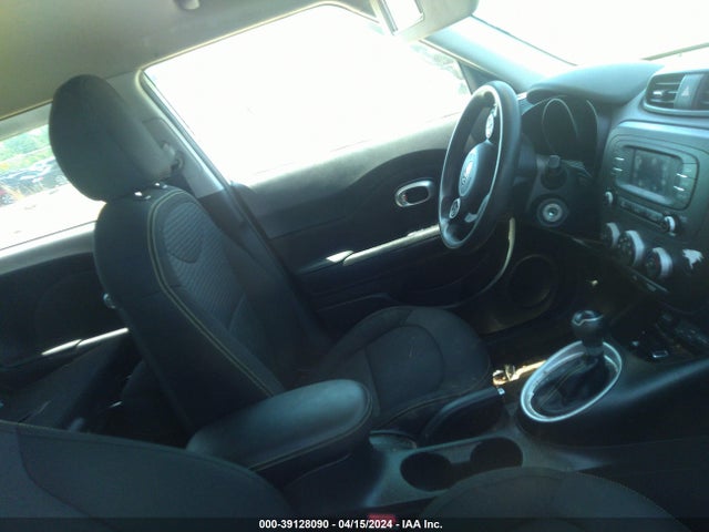 KIA SOUL + 2016 KNDJP3A51G7301440 Image 5
