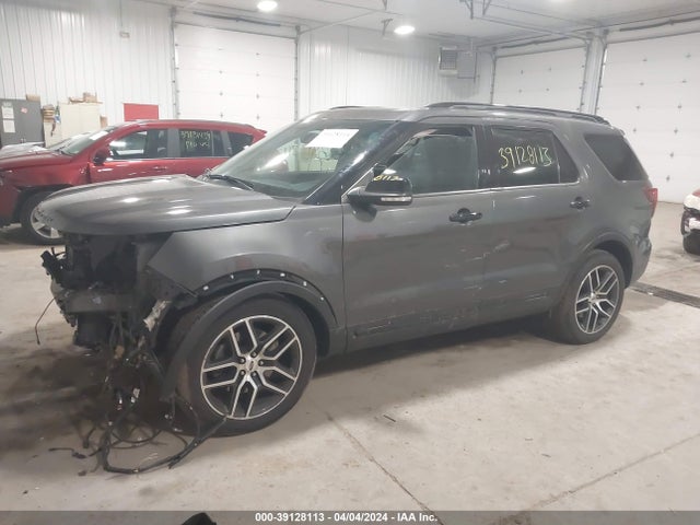 Ford EXPLORER SPORT 2016 1FM5K8GT5GGC25686 Image 2