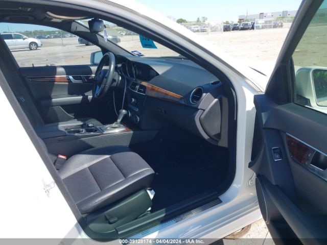 WDDGF4HB9EA956773 Mercedes-Benz C 250 Luxury/sport
