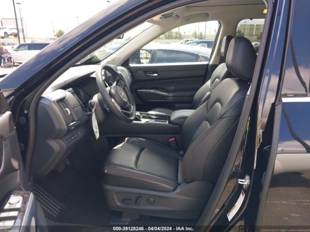 5N1DR3CBXPC263588 Nissan Pathfinder Sl Fwd