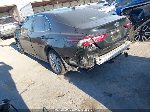 Toyota CAMRY LE 2022 4T1R11AK9NU670054 Image 3