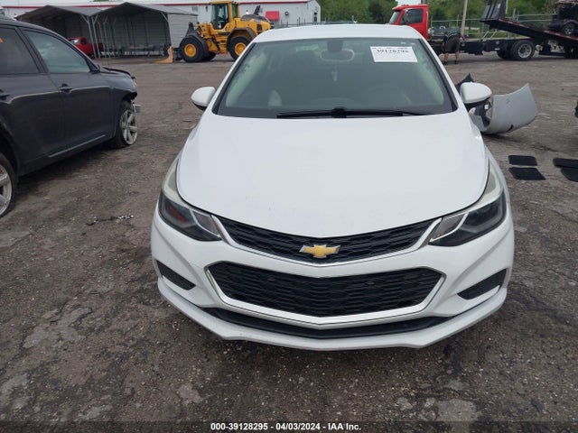 Chevrolet Cruze Lt Auto 2018 1G1BE5SM2J7114638 Image 11