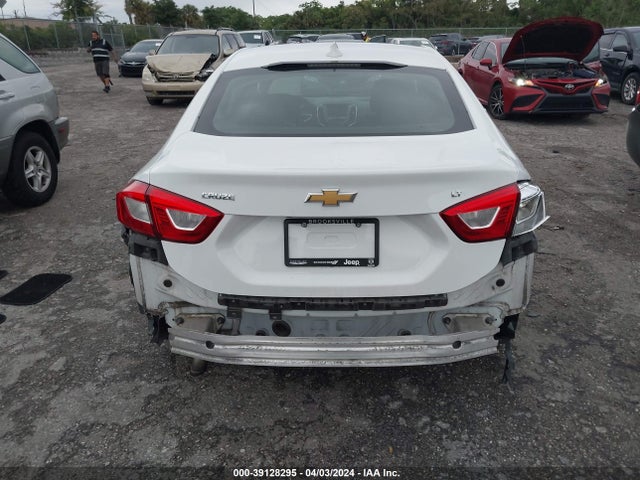 Chevrolet Cruze Lt Auto 2018 1G1BE5SM2J7114638 Image 15
