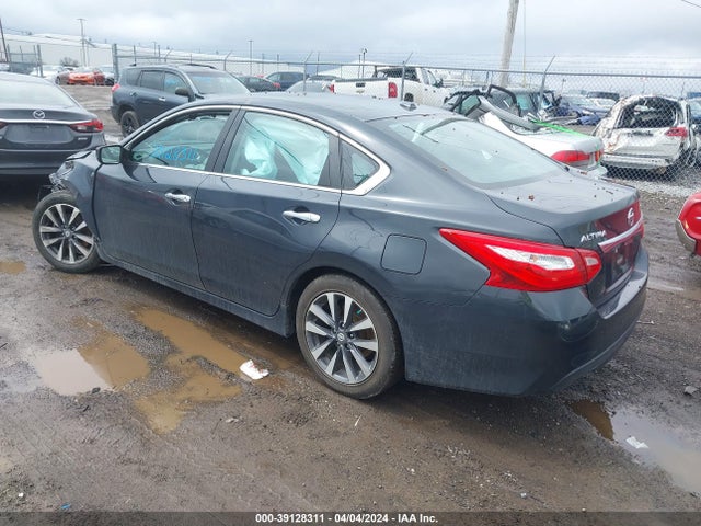 Nissan Altima 2.5 Sv 2017 1N4AL3AP3HC252575 Image 3